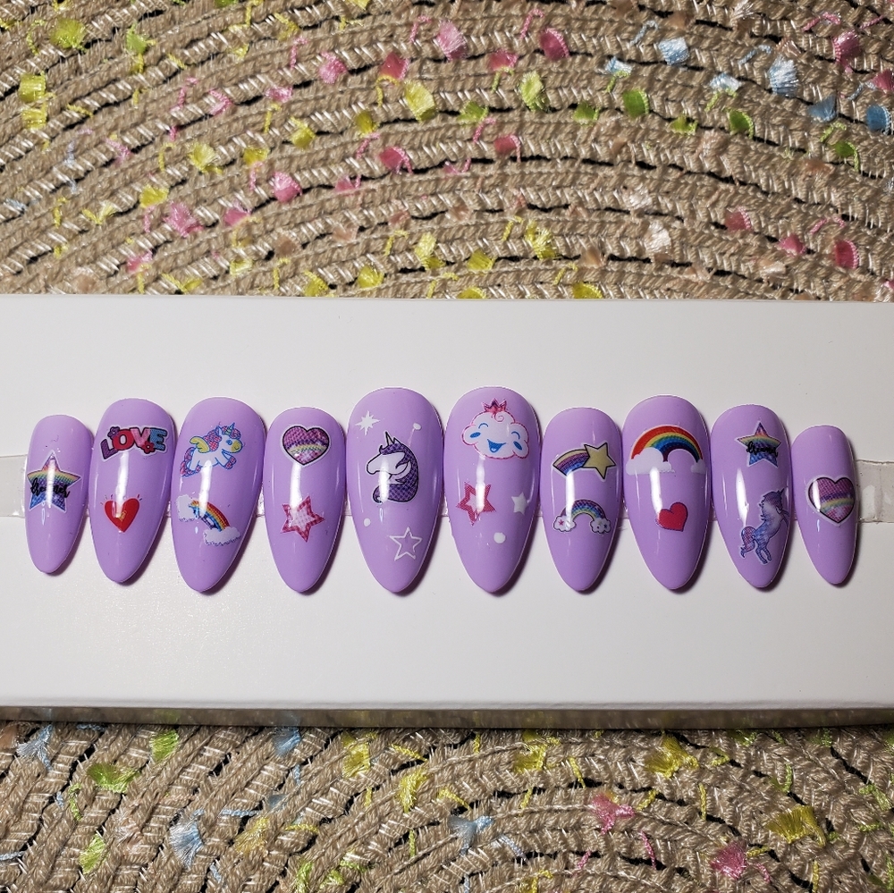 Kawaii Press on Nails